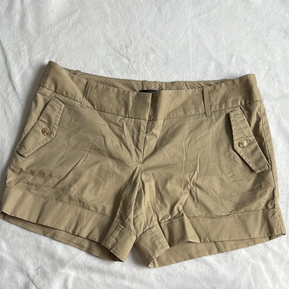 The Limited (original store) khaki shorts